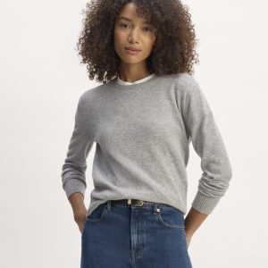 The Classic Crew in Cashmere | Light Heather Grey