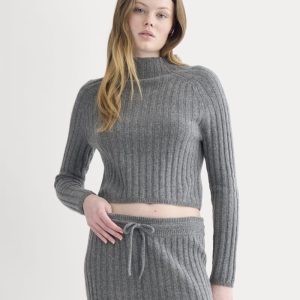 Funnel-Neck Cropped Sweater in Wool Cashmere | Heather Charcoal