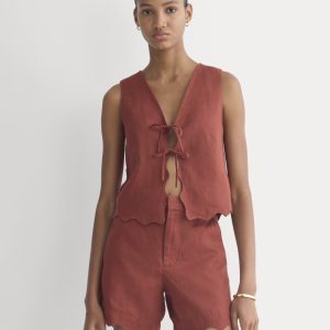Tie-Front Scallop Tank in Linen | Henna Red