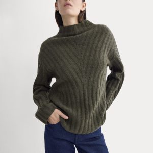 Funnel-Neck Sweater in Wool Cashmere | Heather Beech