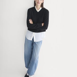 Cashmere Cropped High-V Sweater | Black