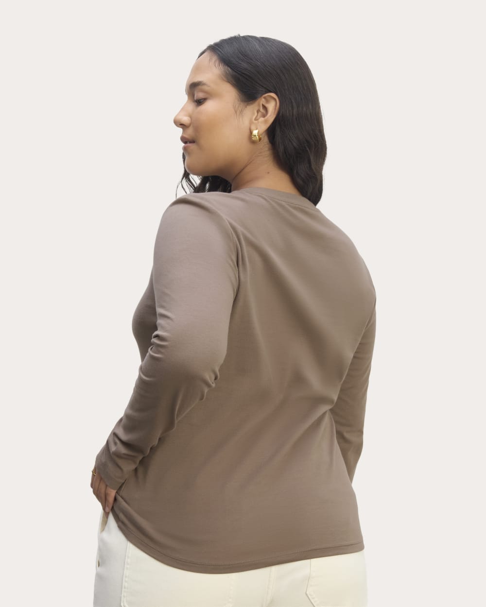 The Slim Long-Sleeve Crew in Essential Cotton | Clay - Image 4